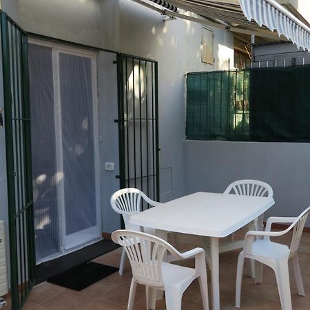 Karina, To The Beach With Terrace And Private Parking 사보나 외부 사진