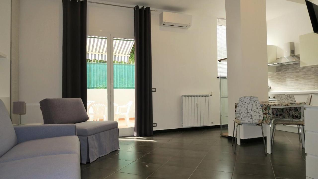 Karina, To The Beach With Terrace And Private Parking 사보나 외부 사진