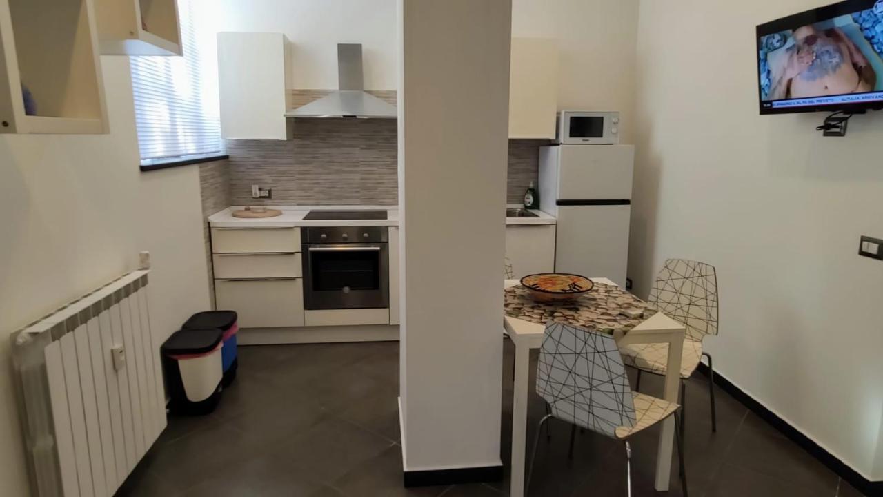 Karina, To The Beach With Terrace And Private Parking 사보나 외부 사진