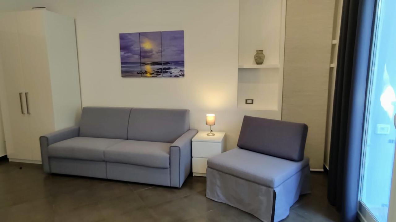 Karina, To The Beach With Terrace And Private Parking 사보나 외부 사진