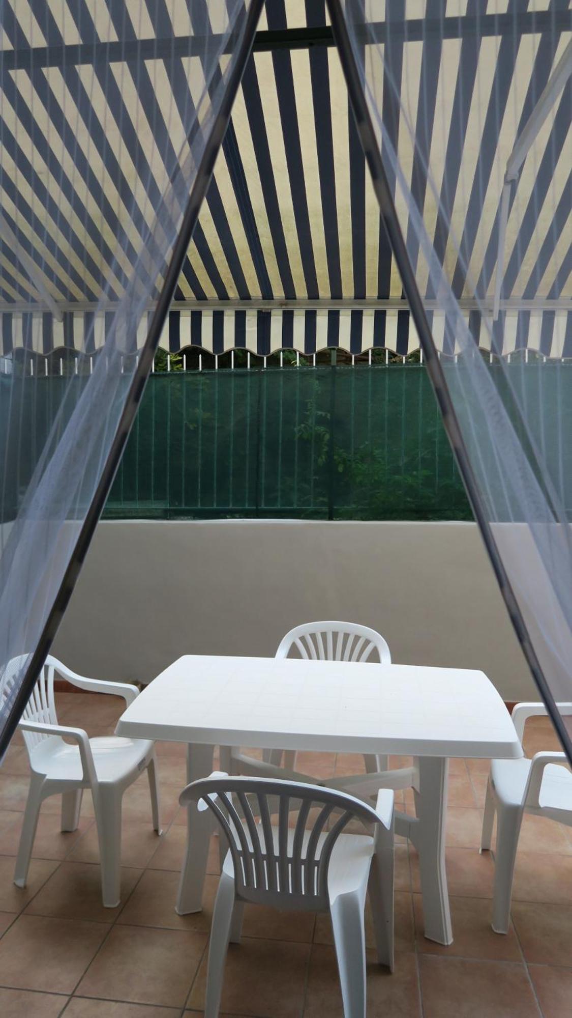 Karina, To The Beach With Terrace And Private Parking 사보나 외부 사진